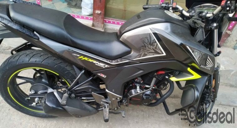 Honda hornet 160r sd