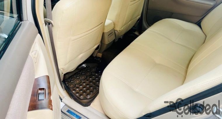 🚗 Toyota X Corolla. 🚗 Model 2000.