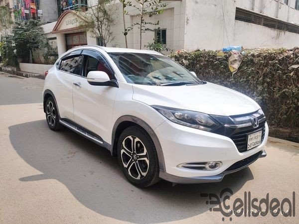 Honda Vezel S PKG. (Hard Jeep), Model Year – 2014