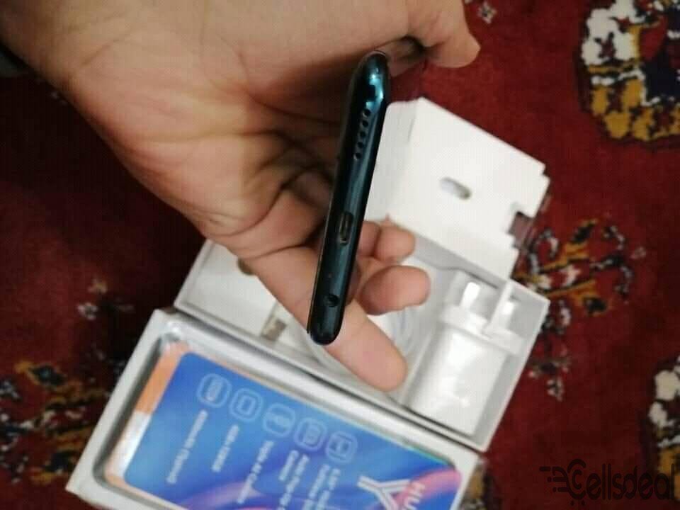Huawei y9