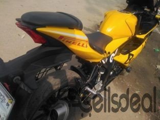 Suzuki gsxr 150 cc