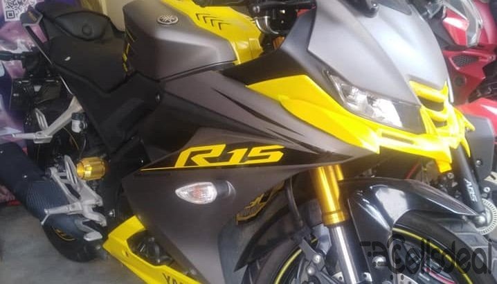 Yamaha r15 v3