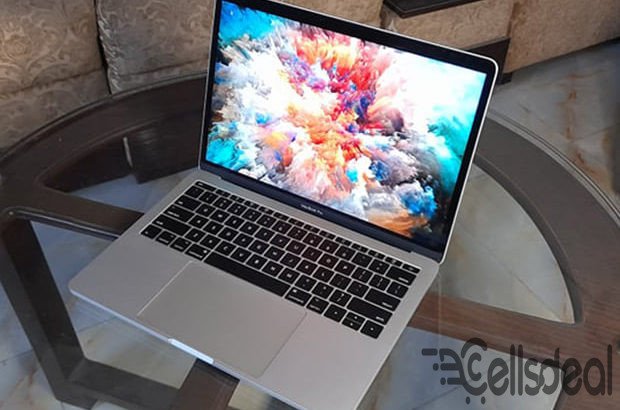 Macbook Pro 13.3″