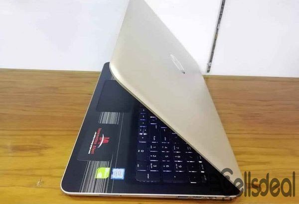 HP Pavilion 15